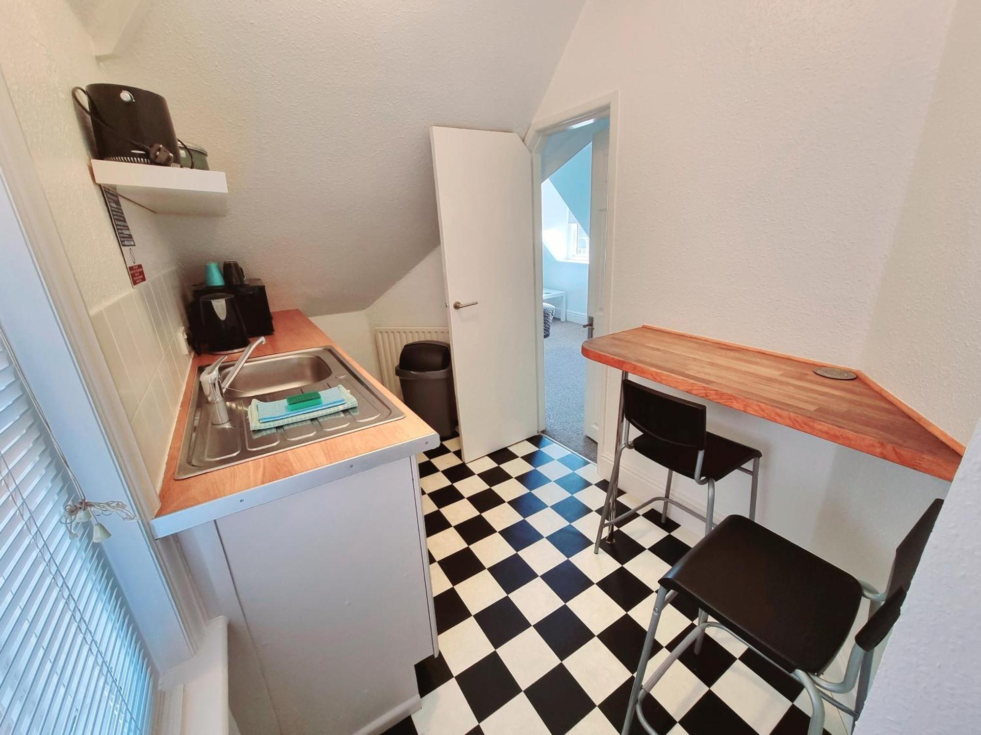 Beachcomber Holiday Apartments Суонидж Номер фото